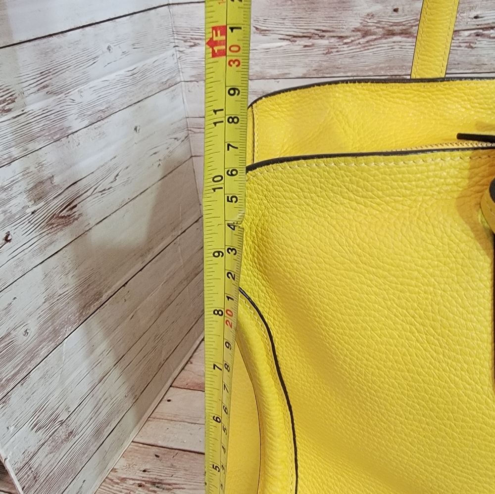 Alexander McQueen Skull Padlock yellow Tote - Picture 10 of 16